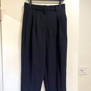Wilfred Aritzia slacks size 8